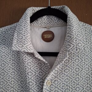 Common People Shirt Cream & Blue Geometric Casual Button-Down Size M